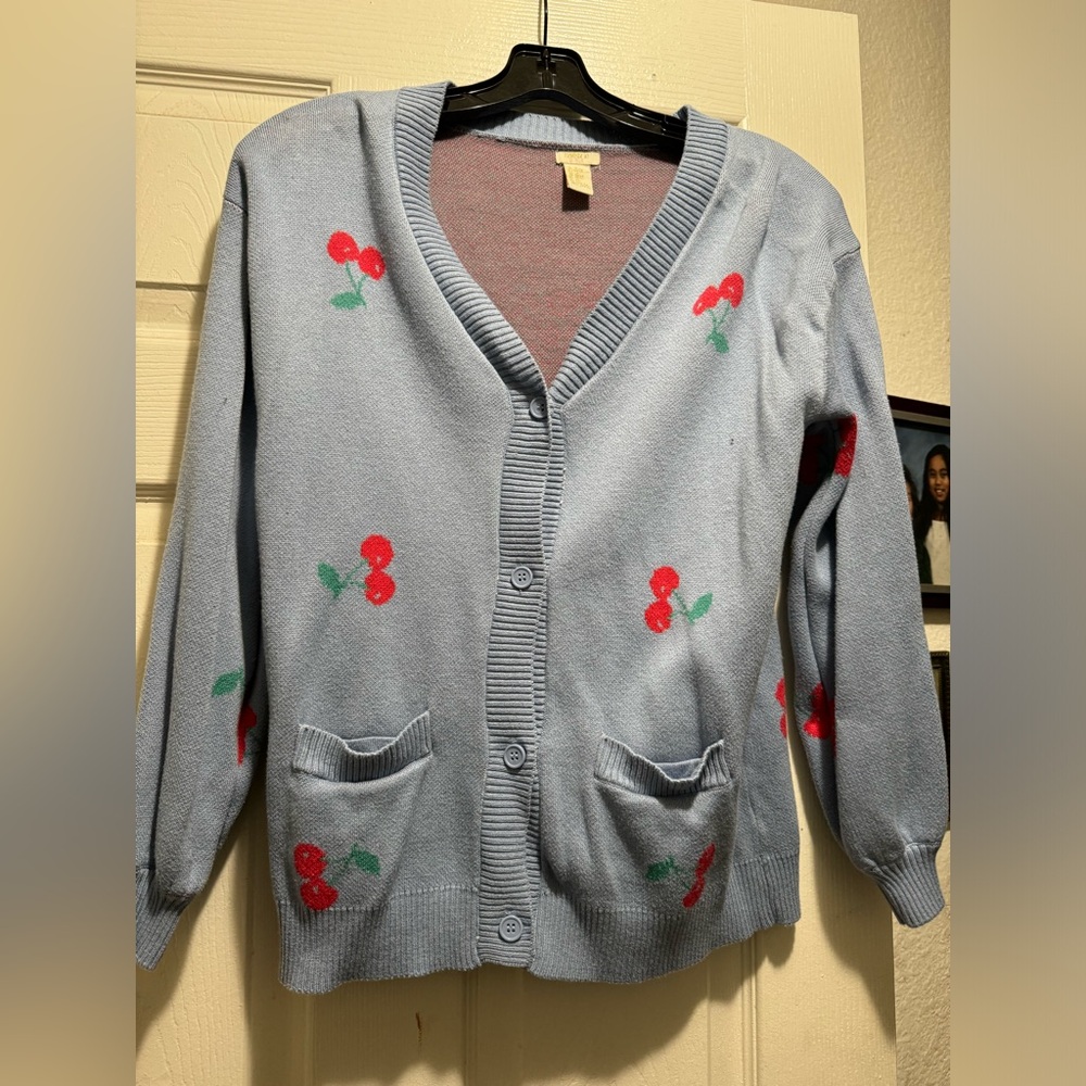 Forever 21 blue sweater